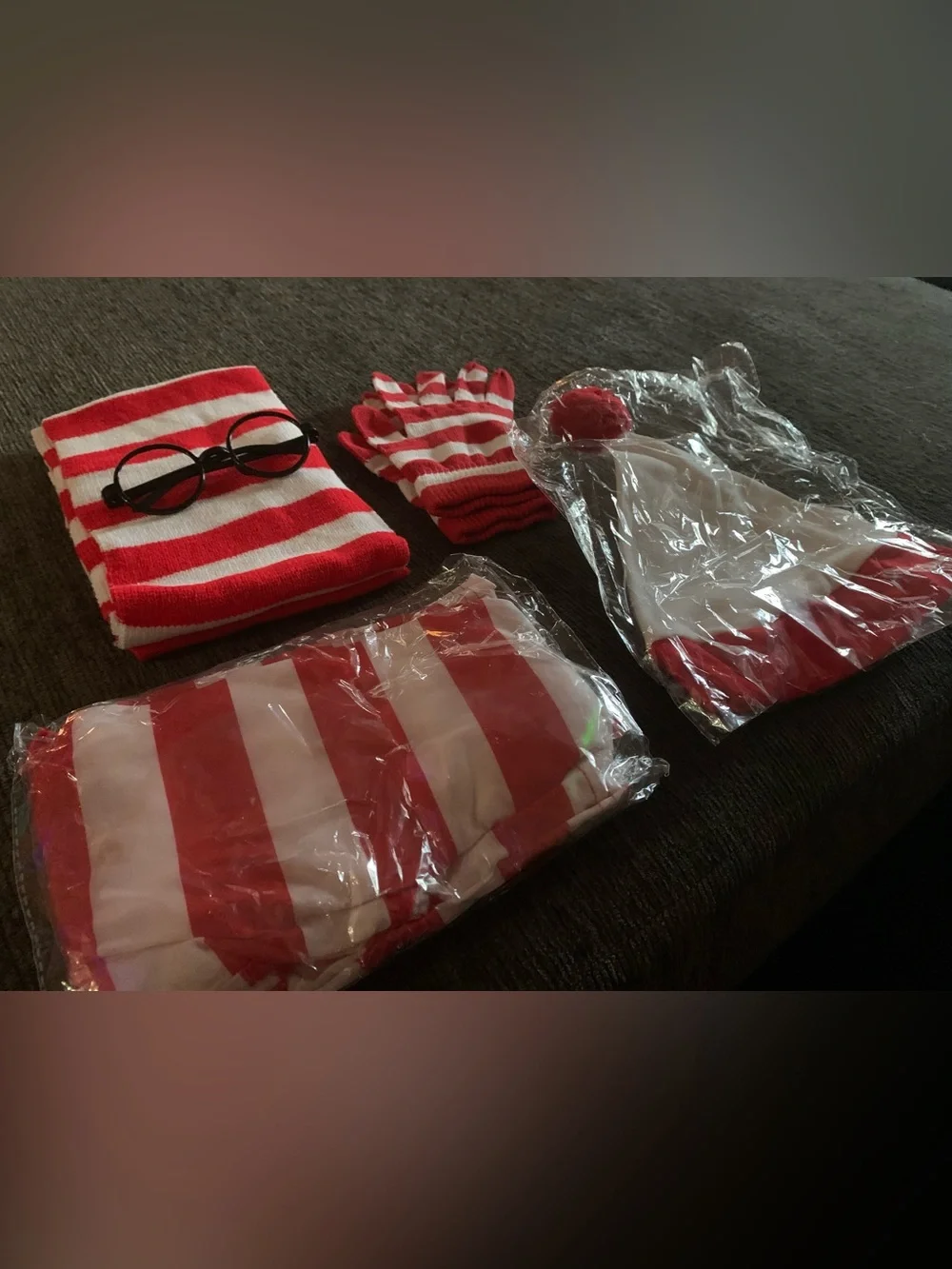 Kids Red and White Halloween Shirts Hat Glasses Set for Costume Cosplay